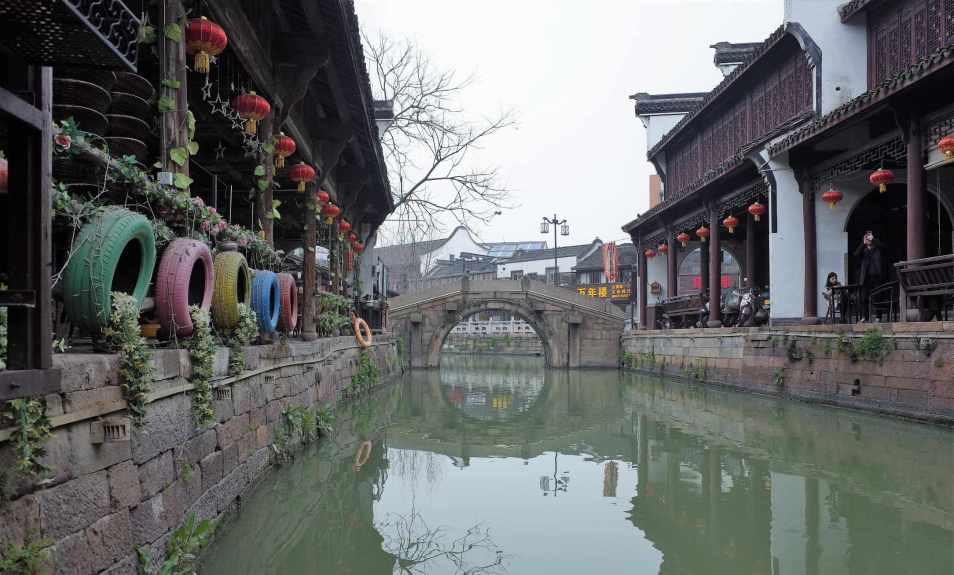 油漆墙面